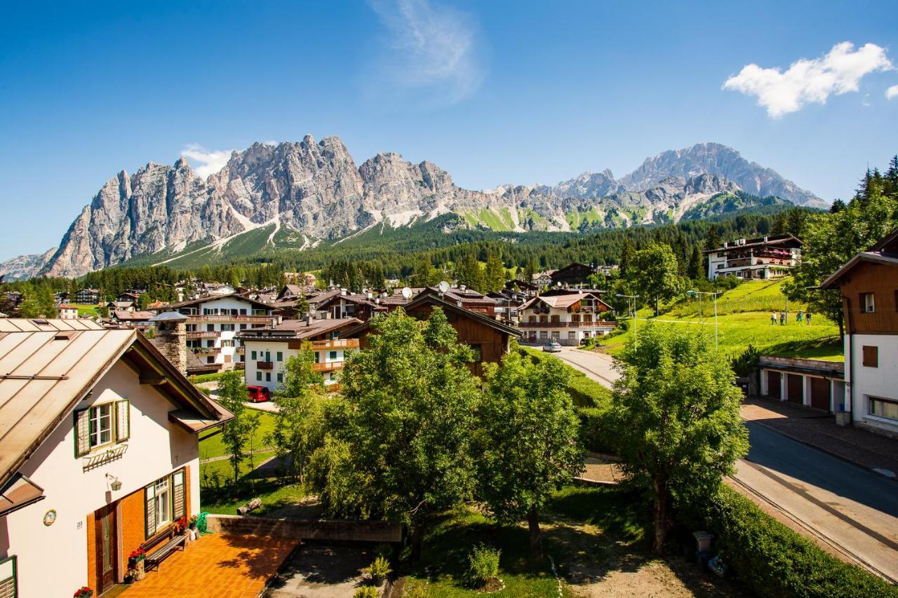 Hotel Natale Cortina dʼAmpezzo Exterior foto